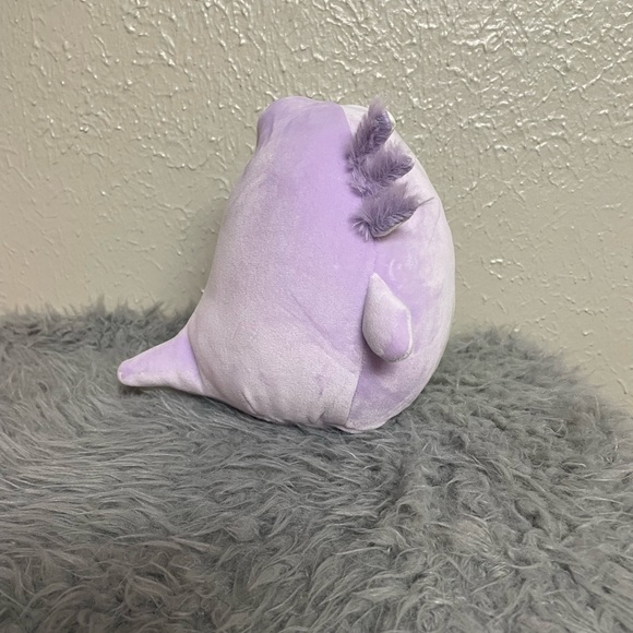 Monica the Axolotl - Picture 5 of 8